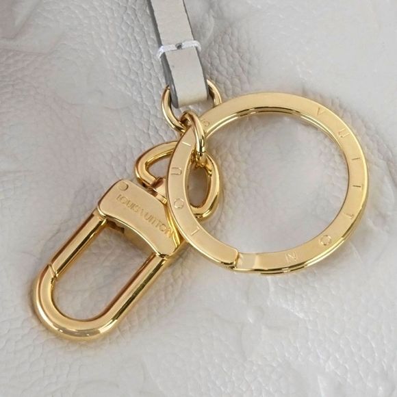 Louis Vuitton Artsy MM Monogram Amplant Neige White Leather Shoulder Bag - Picture 9 of 14